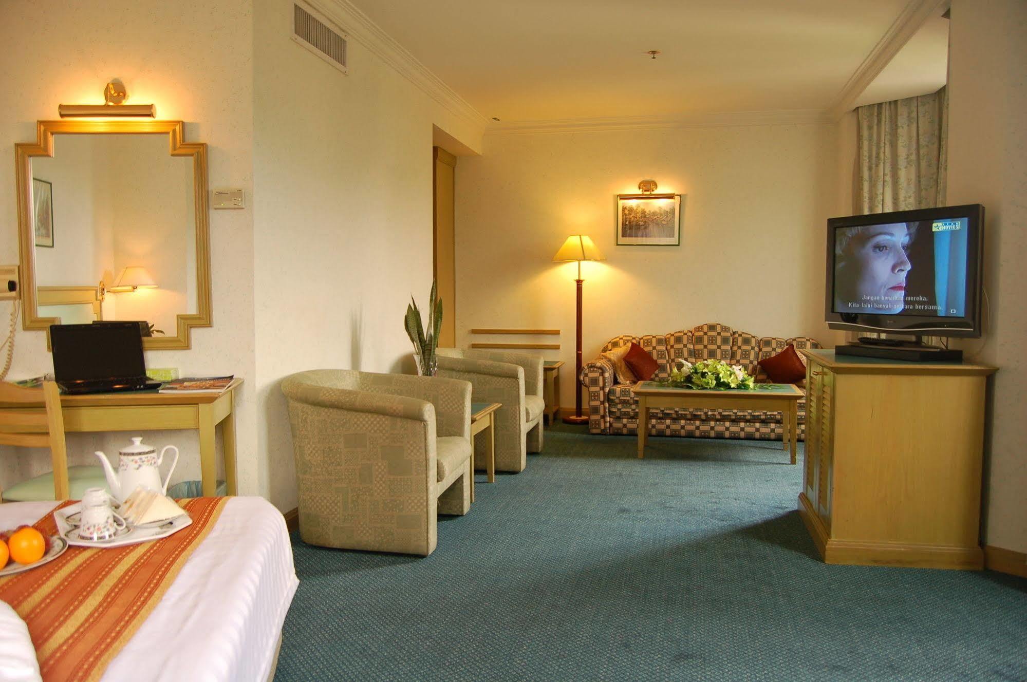Regalodge Hotel & Spa Ipoh Dış mekan fotoğraf